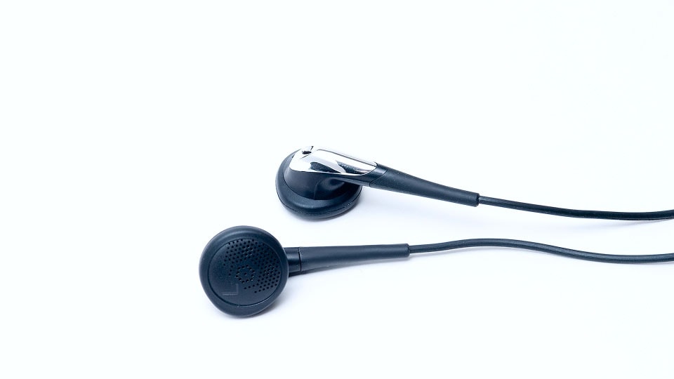 earphones
